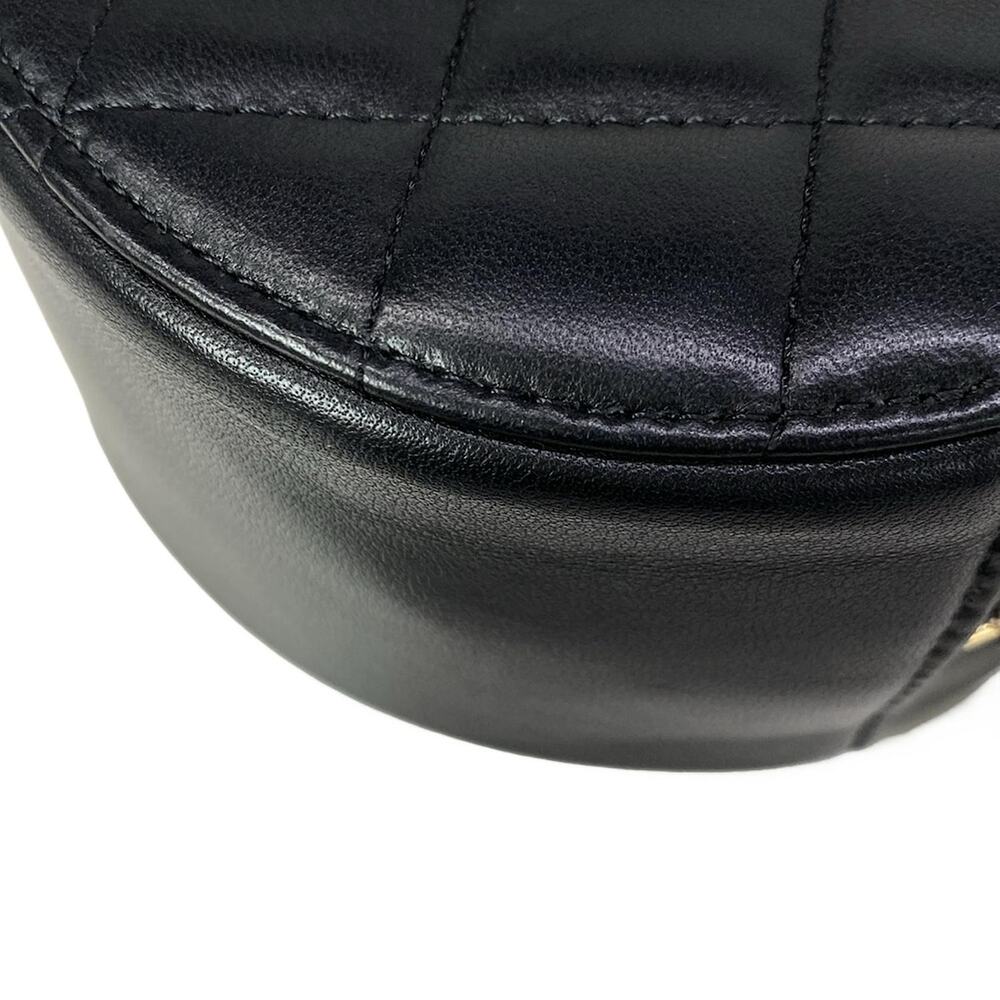 Chanel Matelasse Shoulder Bag - Picture 9 of 16